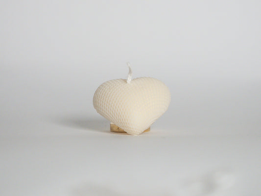 Heart candle large